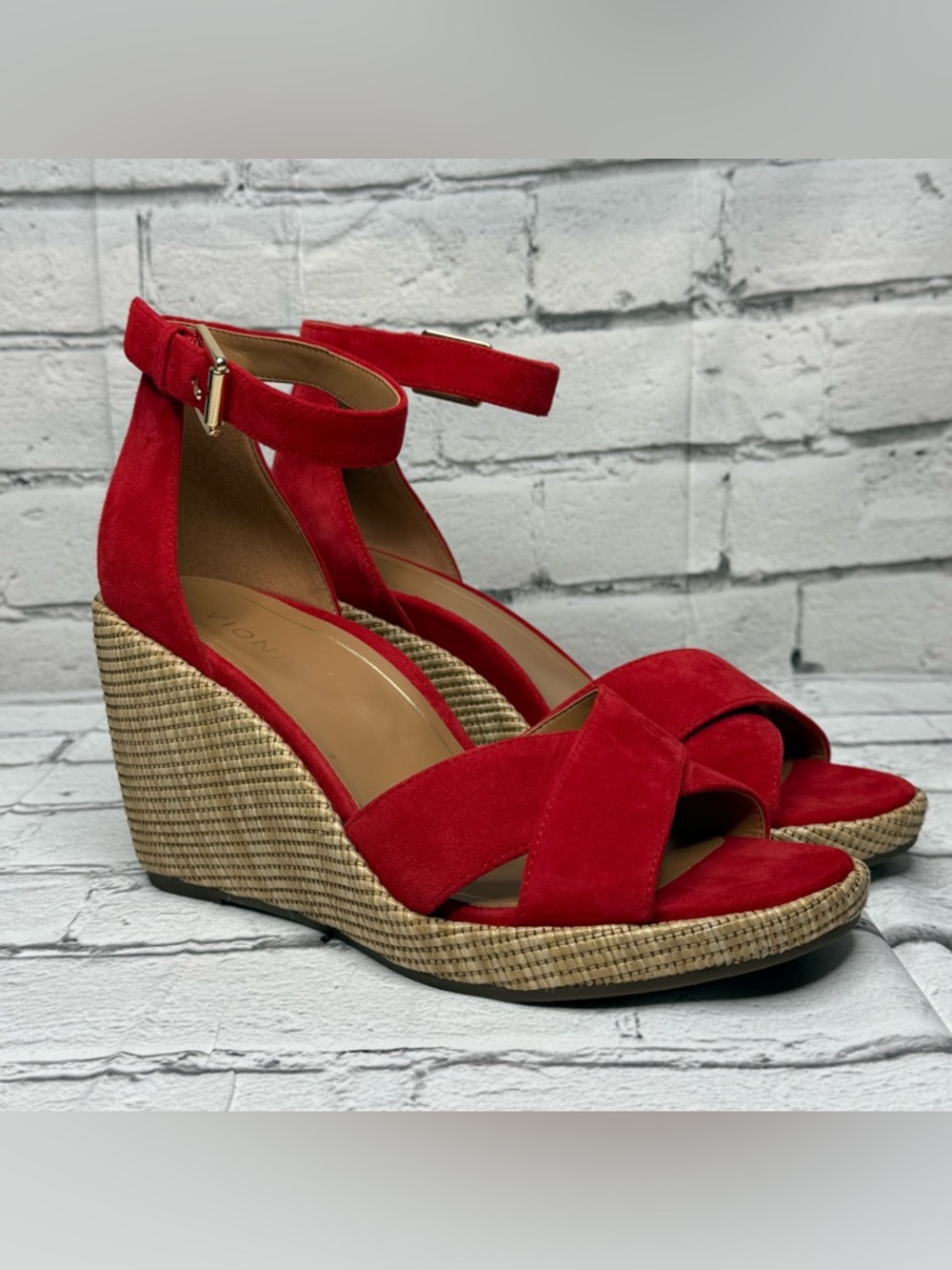 Vionic Marina Wedge Sandals Women Size 9 Red Suede Platform Ankle Strap Coastal